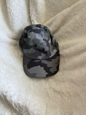 lululemon Light Gray Athletic Hat